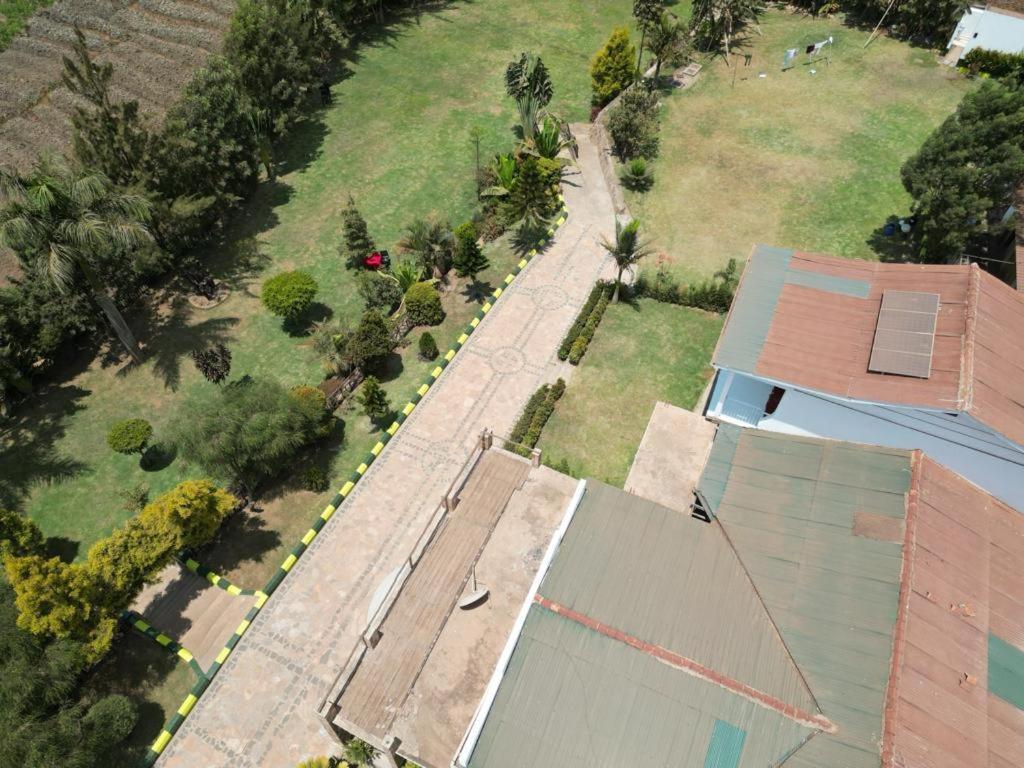 Riverside Resort Hotel Kabale Eksteriør billede