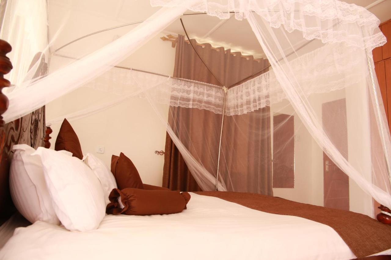 Riverside Resort Hotel Kabale Eksteriør billede