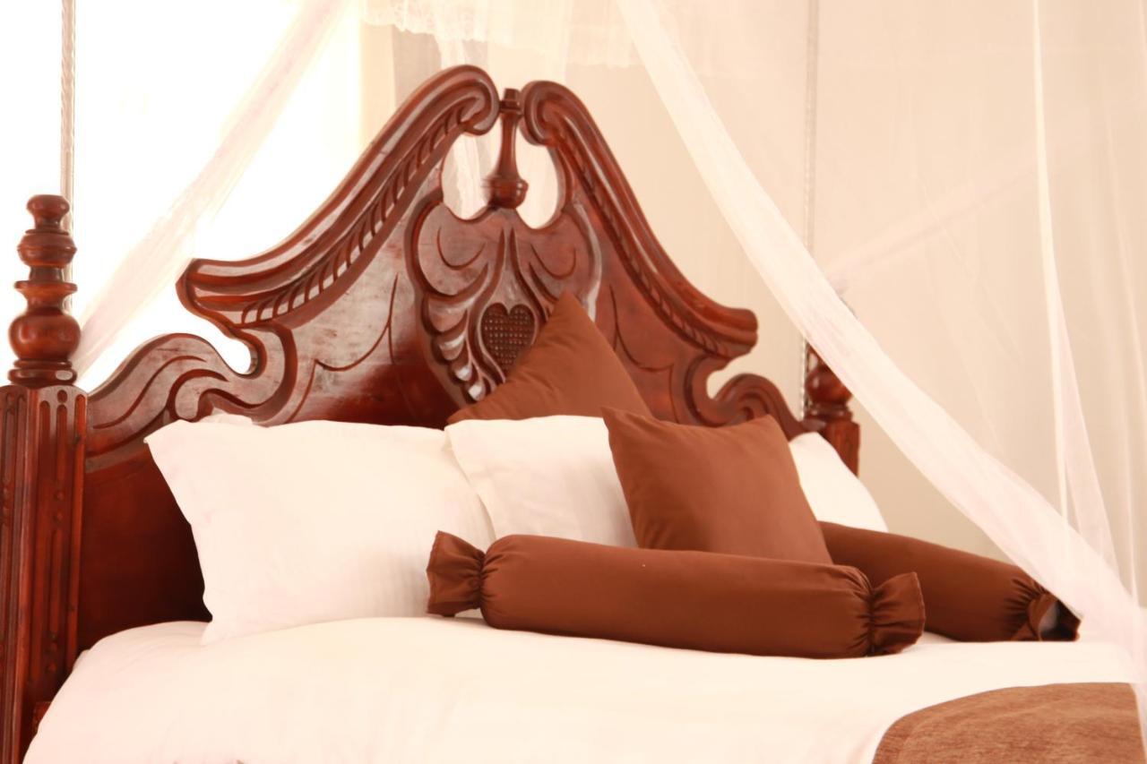 Riverside Resort Hotel Kabale Eksteriør billede